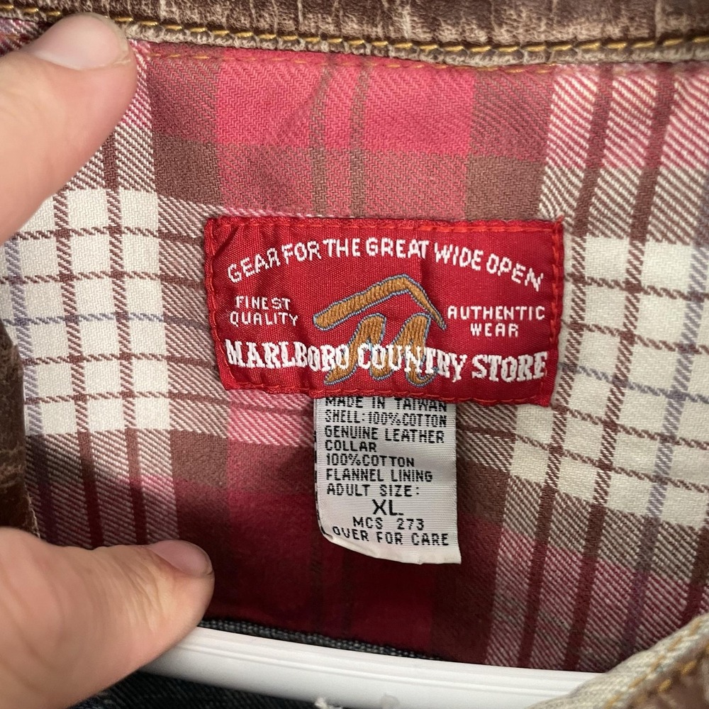 Vintage Marlboro Country Store Jacket Mens XL Blue Denim Bomber Plaid MCS 273 - Picture 6 of 11